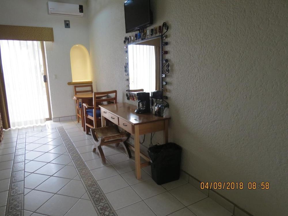 Hotel Mision Santa Maria San Quintin Ngoại thất bức ảnh